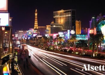 The Digital Wave: Upcoming Trends in Online Marketing for 2024