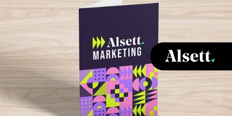 The Power of Bi-Fold: Maximizing the Impact of Your 11 x 17 Flyers 1 The Power of Bi-Fold: Maximizing the Impact of Your 11 x 17 Flyers