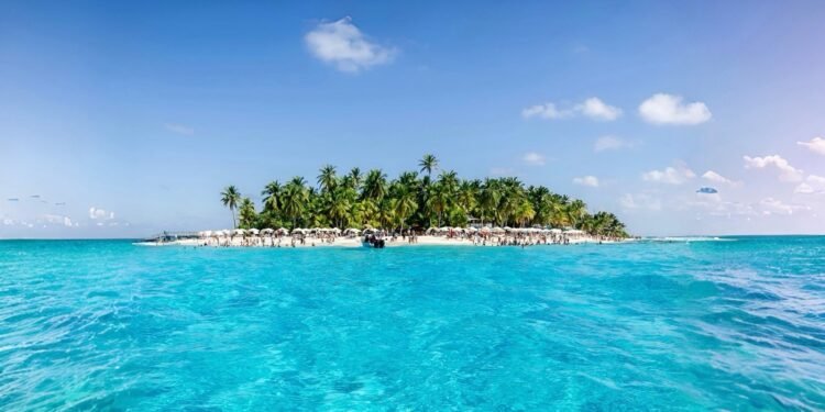 Discover San Andrés Island, Colombia: A Tropical Gem 1 Discover San Andrés Island