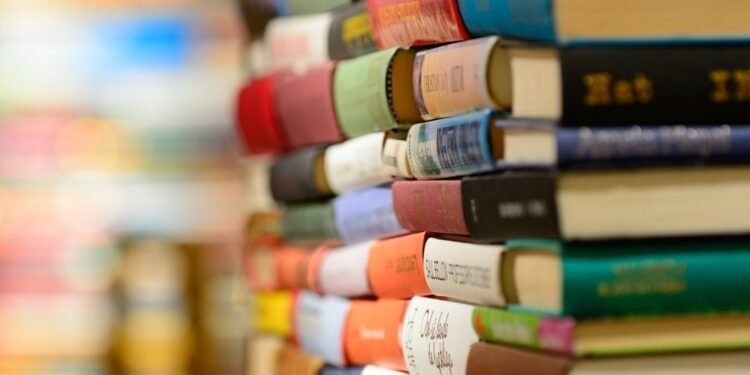 8 Must-Read Business Books to Jumpstart Your Success in 24 Hours 1 8 Must-Read Business Books to Jumpstart Your Success in 24 Hours