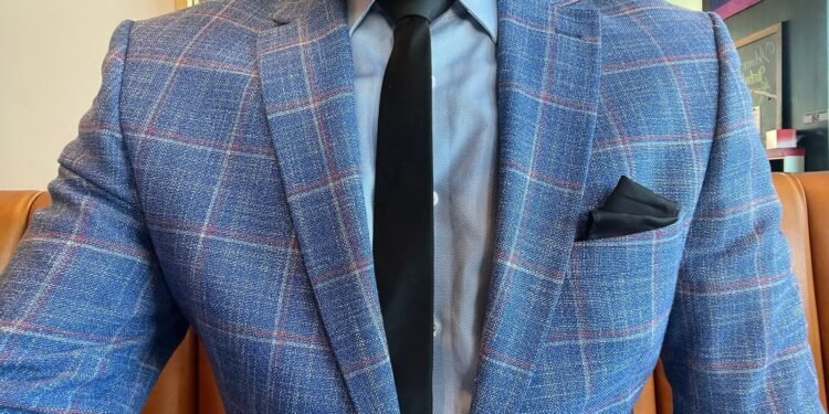 The Power of Suits in Today’s Corporate Environment: How to Stand Out