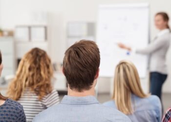 How to Become a Real Estate Agent in Las Vegas: A Complete Guide