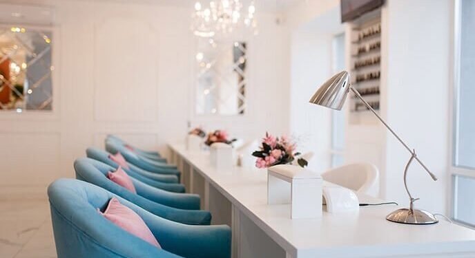 Are You a Beauty Service Provider Looking for a Premium Space? Discover This Rare Opportunity!