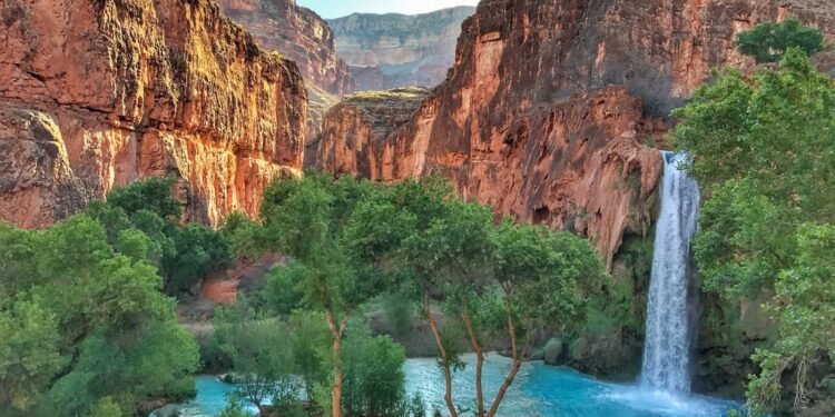 Discovering the Hidden Gem of Havasupai: A Journey to the Heart of the Grand Canyon