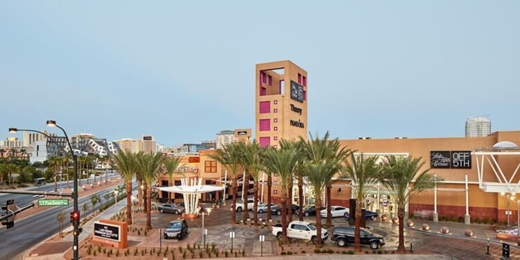 VERCINI at Las Vegas North Premium Outlets