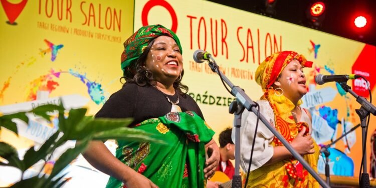 Tour Salon – Oct 16–18 2026